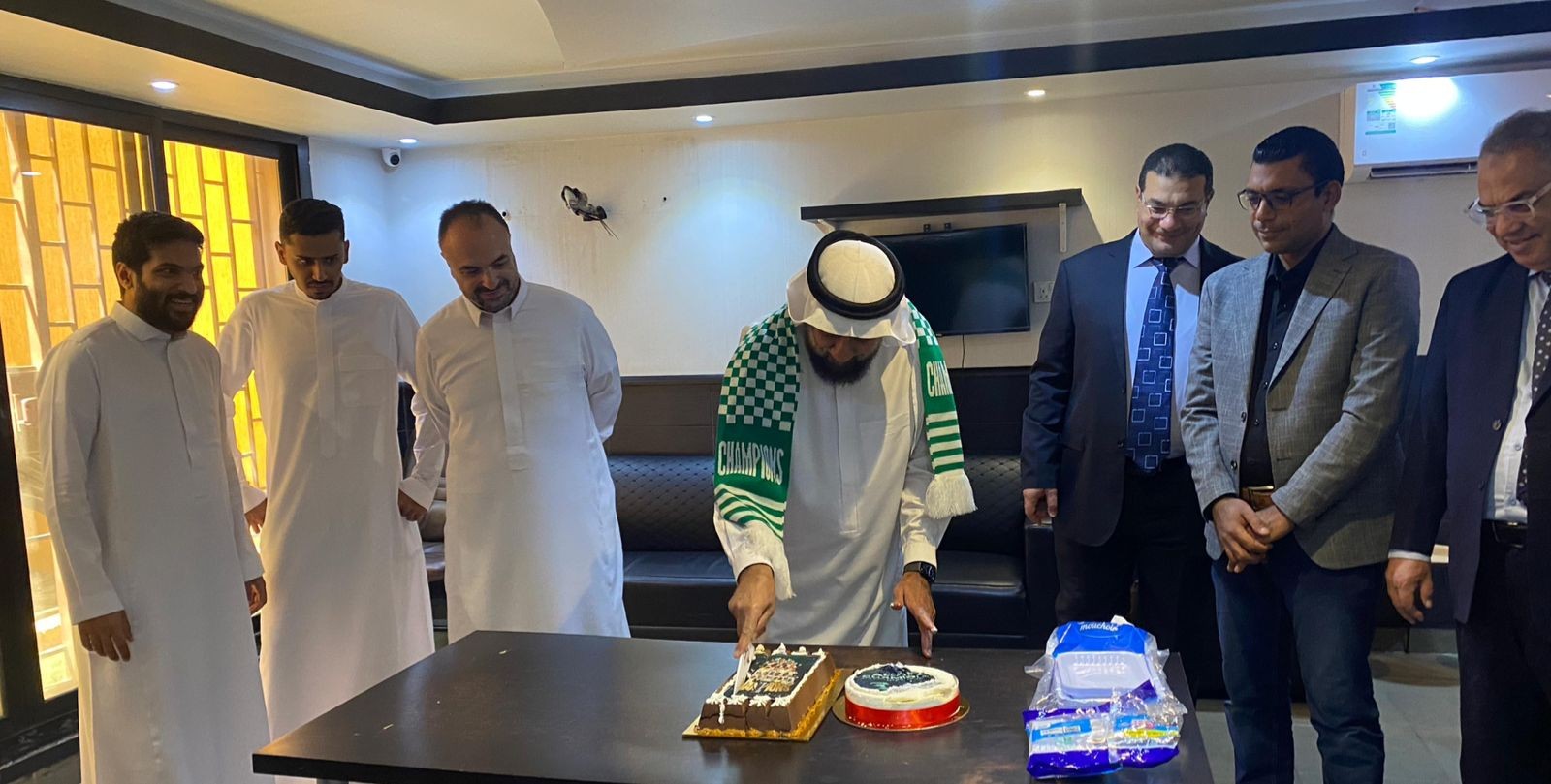 احتفال بإنجاز النادي الأهلي